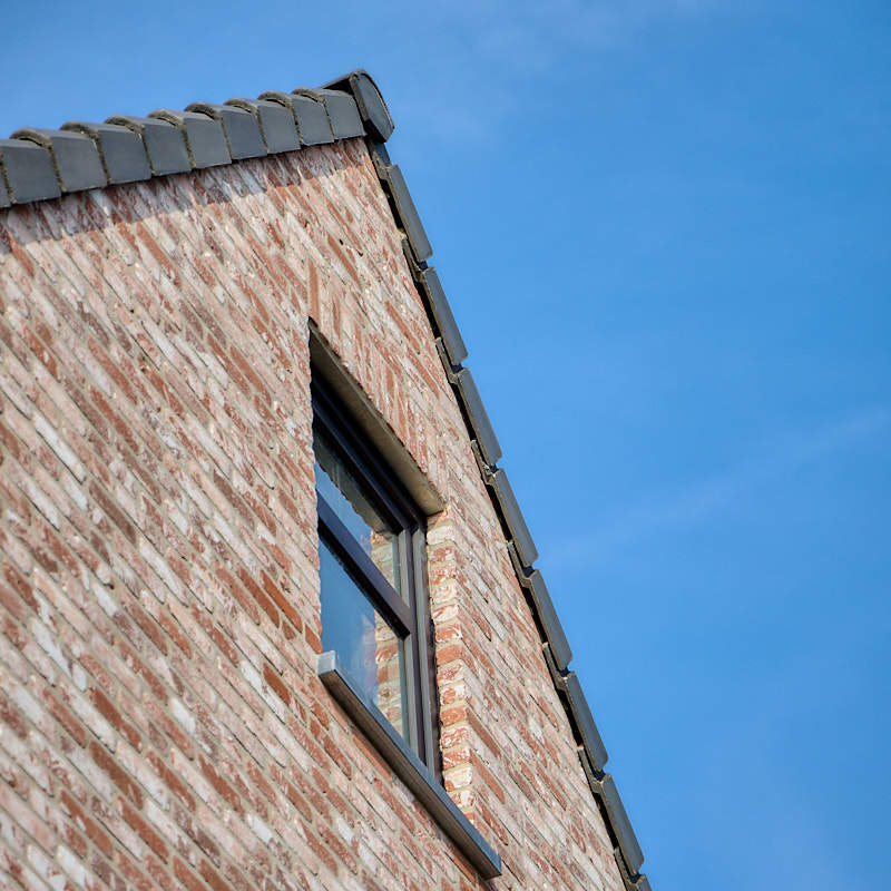 Ruime energiezuinige halfopen bebouwing met 4 slaapkamers